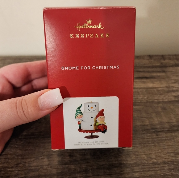 Like New (2021) Hallmark Keepsake Gnome Ornament - Picture 1 of 5
